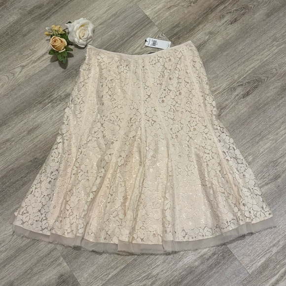 Tahari Dresses & Skirts - NEW WITH TAGS TAHARI COLLECTION $448 Cream Eyelet Lace Cotton Pleated Skirt SZ 4